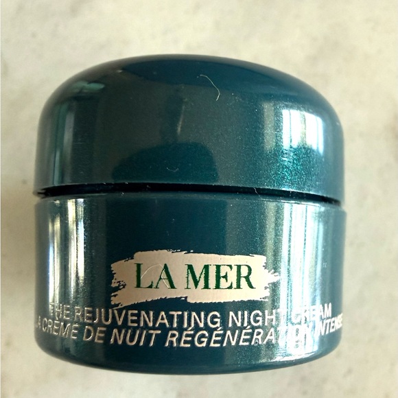 La Mer pouch, charm and products - Picture 4 of 7